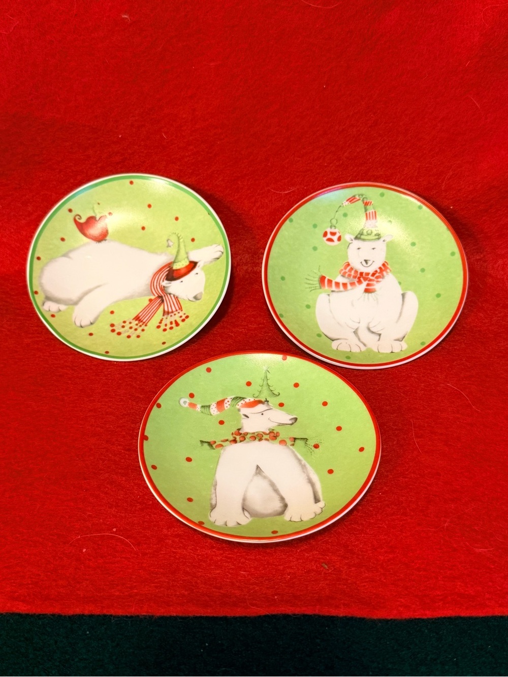 Set of 3 Christmas Polar Bear Appetizer Plates 5” Green Red Holiday Ceramic